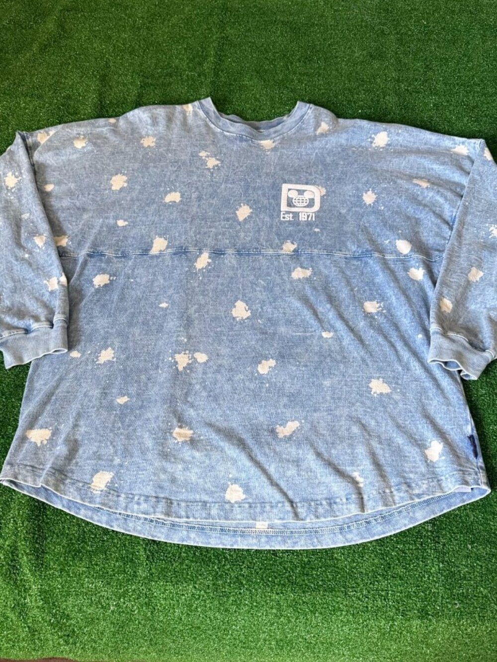 Walt Disney World Denim Bleach Spirit Jersey Oversized Blue T-Shirt Size M